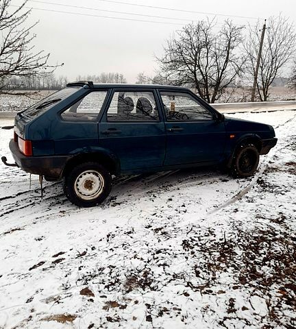 Зеленый ВАЗ 2109, объемом двигателя 1.5 л и пробегом 120 тыс. км за 1400 $, фото 2 на Automoto.ua