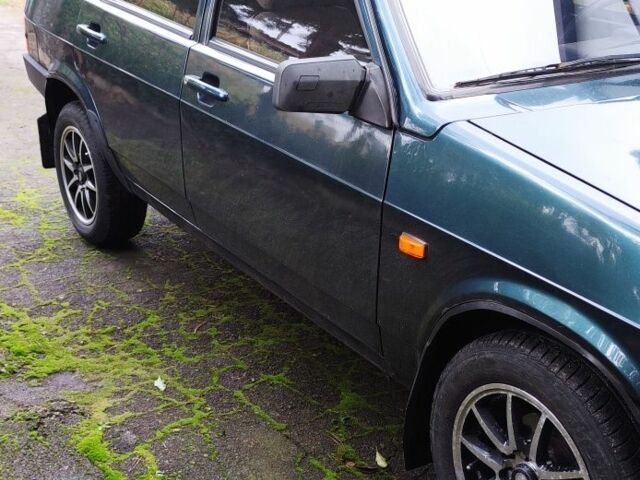 Зеленый ВАЗ 2109, объемом двигателя 1.5 л и пробегом 170 тыс. км за 1200 $, фото 2 на Automoto.ua