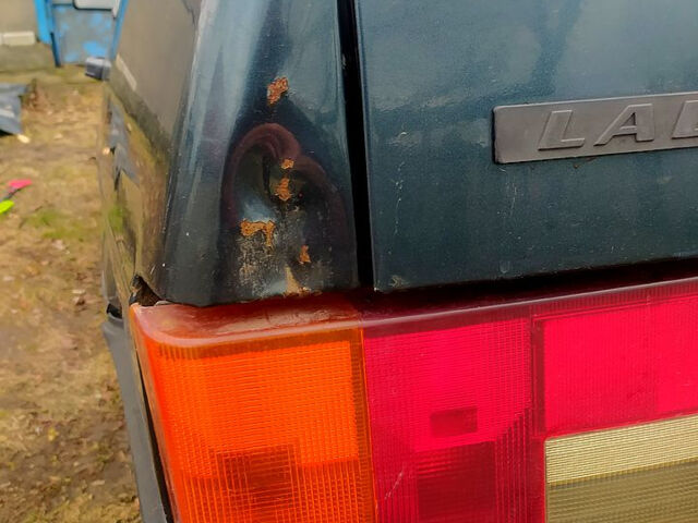 Зеленый ВАЗ 2109, объемом двигателя 1.5 л и пробегом 200 тыс. км за 900 $, фото 3 на Automoto.ua