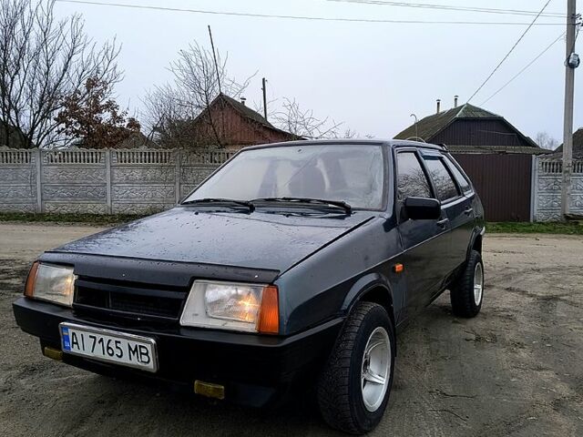 Зелений ВАЗ 2109, об'ємом двигуна 1.5 л та пробігом 190 тис. км за 1000 $, фото 3 на Automoto.ua