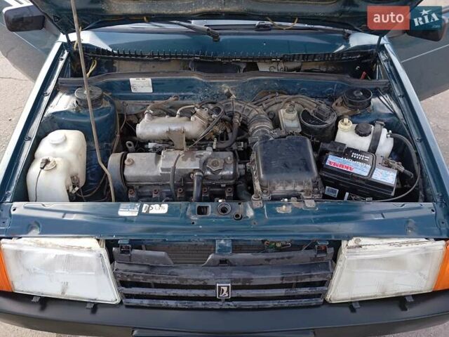 Зеленый ВАЗ 2109, объемом двигателя 1.5 л и пробегом 170 тыс. км за 1500 $, фото 3 на Automoto.ua