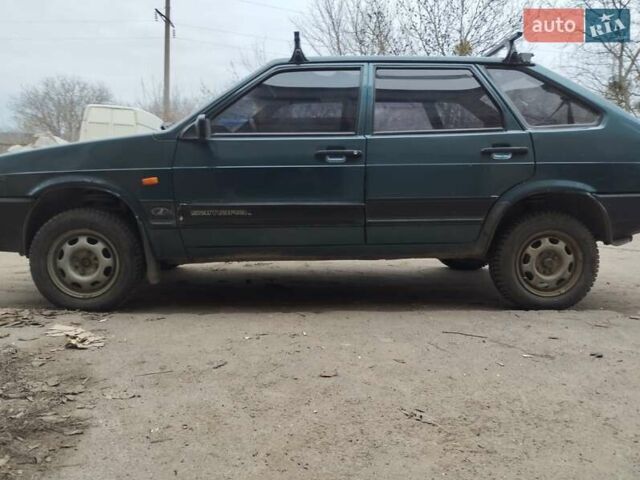 Зелений ВАЗ 2109, об'ємом двигуна 1.5 л та пробігом 222 тис. км за 750 $, фото 2 на Automoto.ua