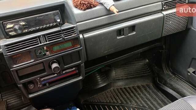 Зеленый ВАЗ 2109, объемом двигателя 1.5 л и пробегом 165 тыс. км за 1500 $, фото 3 на Automoto.ua