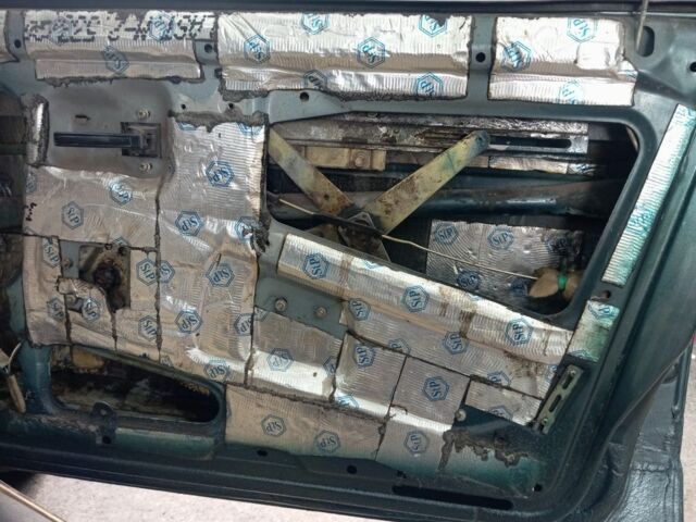 Зелений ВАЗ 2109, об'ємом двигуна 1 л та пробігом 72 тис. км за 1400 $, фото 9 на Automoto.ua