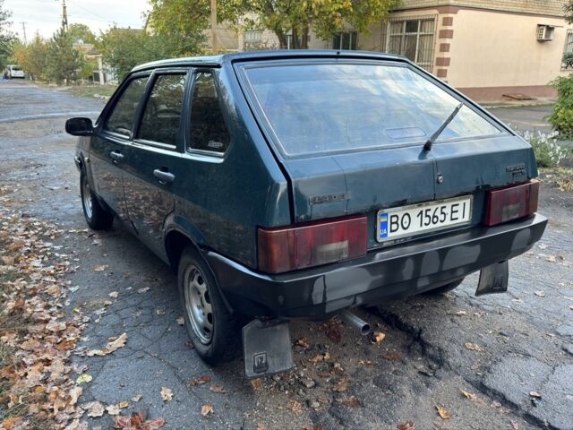 ВАЗ 2109 2004 в Новониколаевке на Automoto.ua Зеленый ВАЗ 2109, объемом двигателя 1.5 л и пробегом 165 тыс. км за 1000 $, фото 5 на Automoto.ua