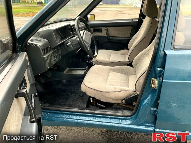 Зелений ВАЗ 2109, об'ємом двигуна 1.5 л та пробігом 90 тис. км за 1900 $, фото 9 на Automoto.ua