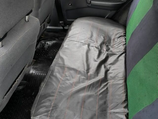 Зелений ВАЗ 2109, об'ємом двигуна 1.5 л та пробігом 190 тис. км за 1150 $, фото 10 на Automoto.ua