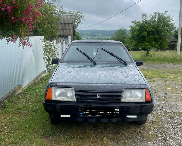 Зеленый ВАЗ 2109, объемом двигателя 1.5 л и пробегом 129 тыс. км за 1500 $, фото 3 на Automoto.ua