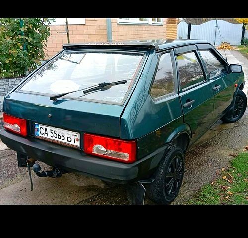 Зеленый ВАЗ 2109, объемом двигателя 1.5 л и пробегом 0 тыс. км за 1550 $, фото 2 на Automoto.ua