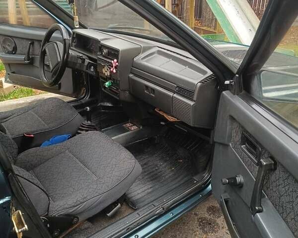 Зелений ВАЗ 2109, об'ємом двигуна 1.6 л та пробігом 254 тис. км за 2500 $, фото 5 на Automoto.ua