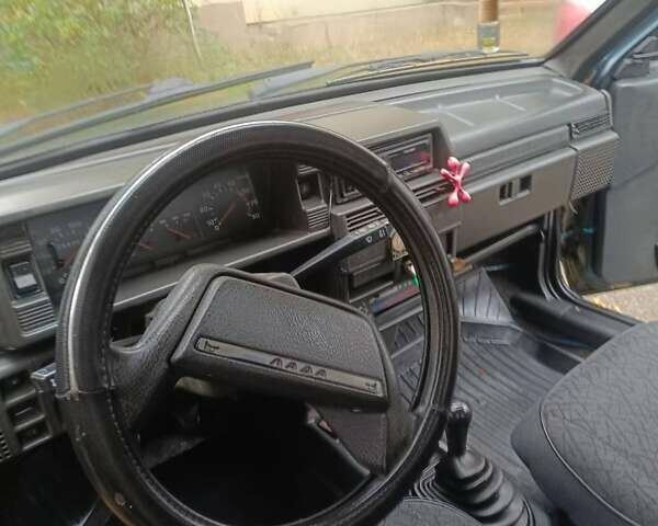 Зелений ВАЗ 2109, об'ємом двигуна 1.6 л та пробігом 254 тис. км за 2500 $, фото 4 на Automoto.ua