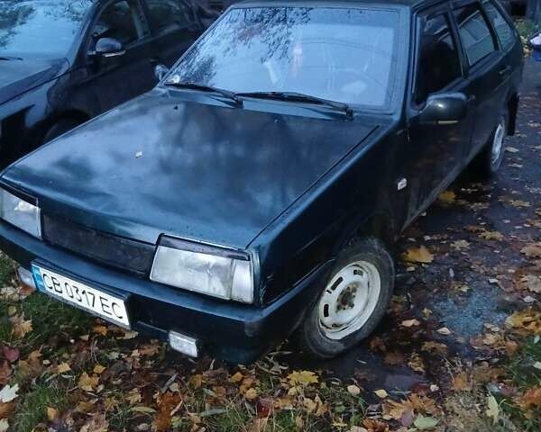 Зеленый ВАЗ 2109, объемом двигателя 1.5 л и пробегом 150 тыс. км за 2000 $, фото 2 на Automoto.ua