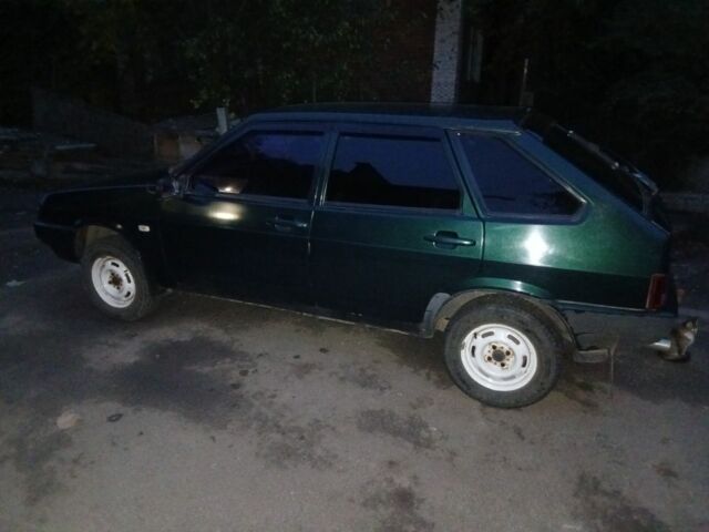 Зеленый ВАЗ 2109, объемом двигателя 1.5 л и пробегом 150 тыс. км за 2000 $, фото 2 на Automoto.ua