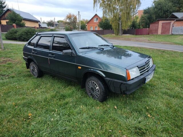 Зеленый ВАЗ 2109, объемом двигателя 1.5 л и пробегом 190 тыс. км за 2000 $, фото 3 на Automoto.ua