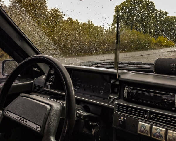 Зеленый ВАЗ 2109, объемом двигателя 1.5 л и пробегом 130 тыс. км за 2000 $, фото 5 на Automoto.ua