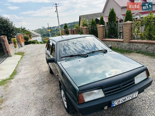 Зеленый ВАЗ 2109, объемом двигателя 1.5 л и пробегом 334 тыс. км за 1200 $, фото 4 на Automoto.ua