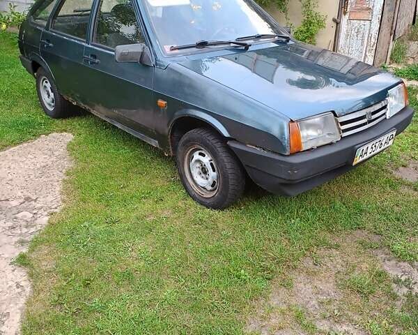 Зеленый ВАЗ 2109, объемом двигателя 1.5 л и пробегом 289 тыс. км за 1000 $, фото 1 на Automoto.ua