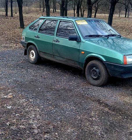 Зелений ВАЗ 2109, об'ємом двигуна 1.5 л та пробігом 1 тис. км за 1500 $, фото 2 на Automoto.ua