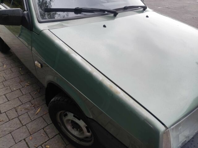 ВАЗ 2109 2006 в Львове на Automoto.ua Зеленый ВАЗ 2109, объемом двигателя 1.5 л и пробегом 177 тыс. км за 1400 $, фото 7 на Automoto.ua