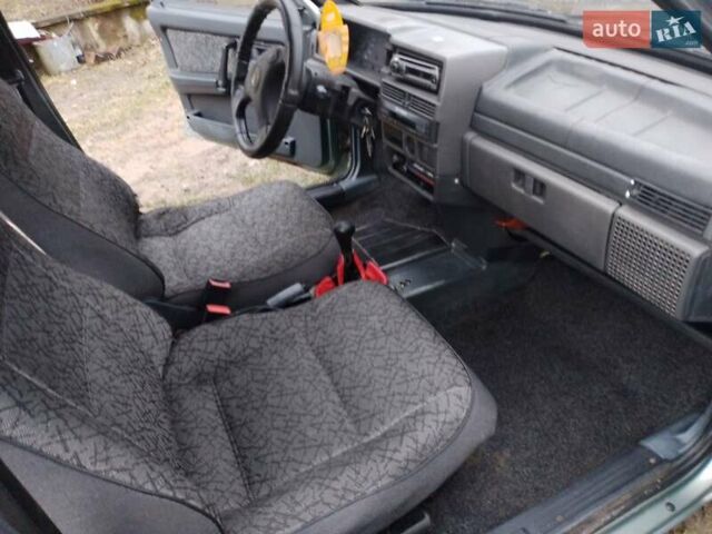 Зелений ВАЗ 2109, об'ємом двигуна 1.5 л та пробігом 186 тис. км за 1175 $, фото 2 на Automoto.ua