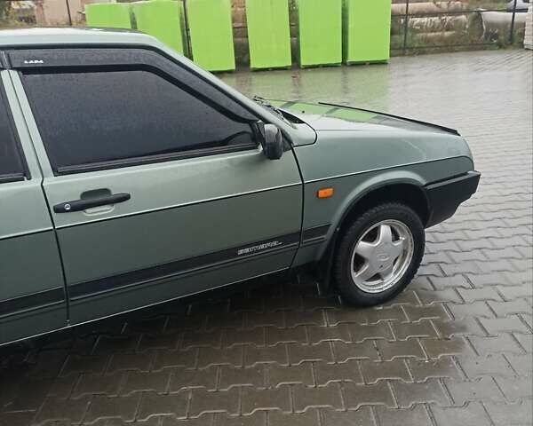 Зеленый ВАЗ 2109, объемом двигателя 1.5 л и пробегом 250 тыс. км за 2000 $, фото 4 на Automoto.ua