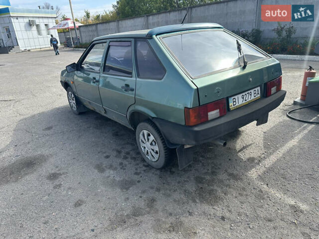 Зеленый ВАЗ 2109, объемом двигателя 1.5 л и пробегом 274 тыс. км за 850 $, фото 2 на Automoto.ua