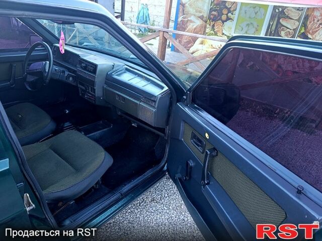 Зеленый ВАЗ 2109, объемом двигателя 1.5 л и пробегом 190 тыс. км за 1500 $, фото 9 на Automoto.ua