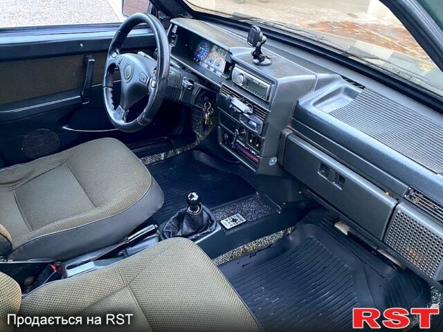 Зеленый ВАЗ 2109, объемом двигателя 1.5 л и пробегом 180 тыс. км за 2300 $, фото 6 на Automoto.ua