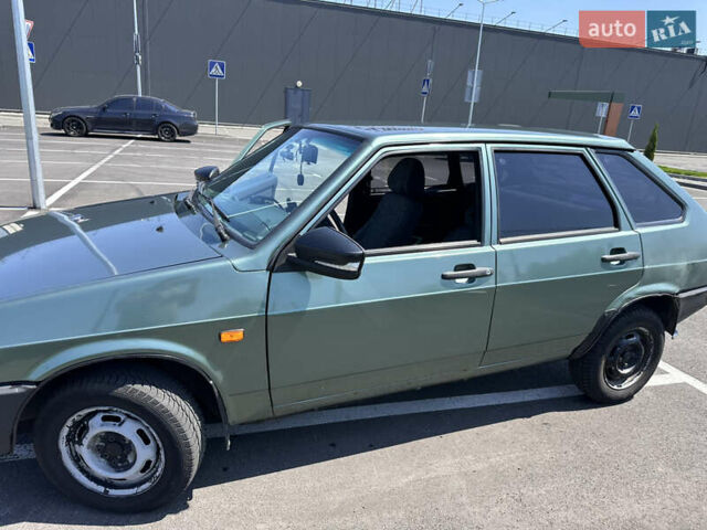 Зеленый ВАЗ 2109, объемом двигателя 1.5 л и пробегом 266 тыс. км за 1700 $, фото 1 на Automoto.ua