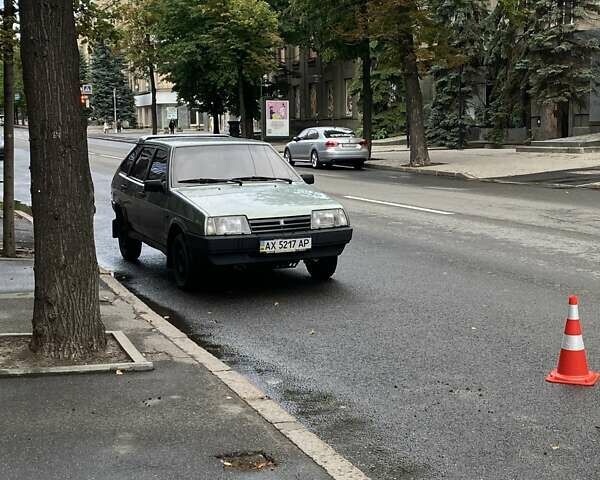 Зеленый ВАЗ 2109, объемом двигателя 1.5 л и пробегом 194 тыс. км за 2100 $, фото 1 на Automoto.ua