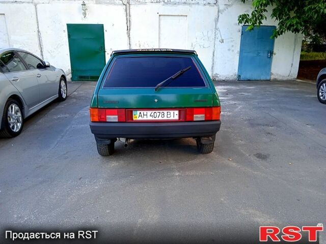 Зеленый ВАЗ 2109, объемом двигателя 1.5 л и пробегом 268 тыс. км за 1500 $, фото 2 на Automoto.ua