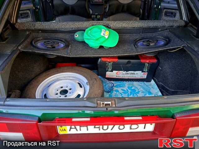 Зеленый ВАЗ 2109, объемом двигателя 1.5 л и пробегом 268 тыс. км за 1500 $, фото 6 на Automoto.ua