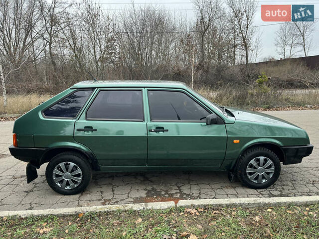 Зеленый ВАЗ 2109, объемом двигателя 1.5 л и пробегом 242 тыс. км за 1800 $, фото 5 на Automoto.ua