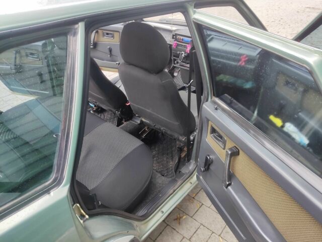 ВАЗ 2109 2006 в Львове на Automoto.ua Зеленый ВАЗ 2109, объемом двигателя 1.5 л и пробегом 177 тыс. км за 1400 $, фото 14 на Automoto.ua