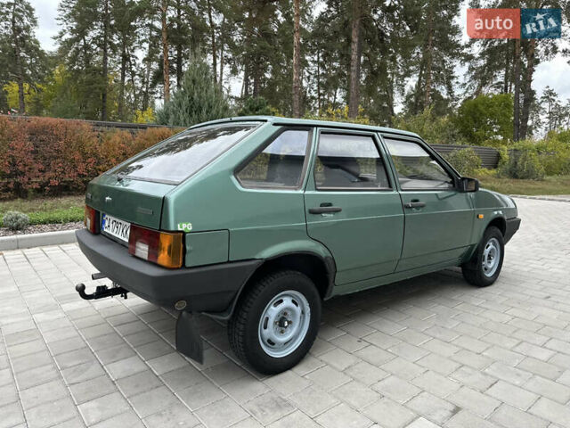 Зеленый ВАЗ 2109, объемом двигателя 1.6 л и пробегом 205 тыс. км за 2200 $, фото 9 на Automoto.ua