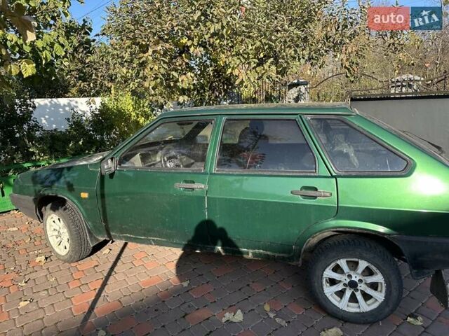 Зеленый ВАЗ 2109, объемом двигателя 1.5 л и пробегом 100 тыс. км за 1700 $, фото 2 на Automoto.ua