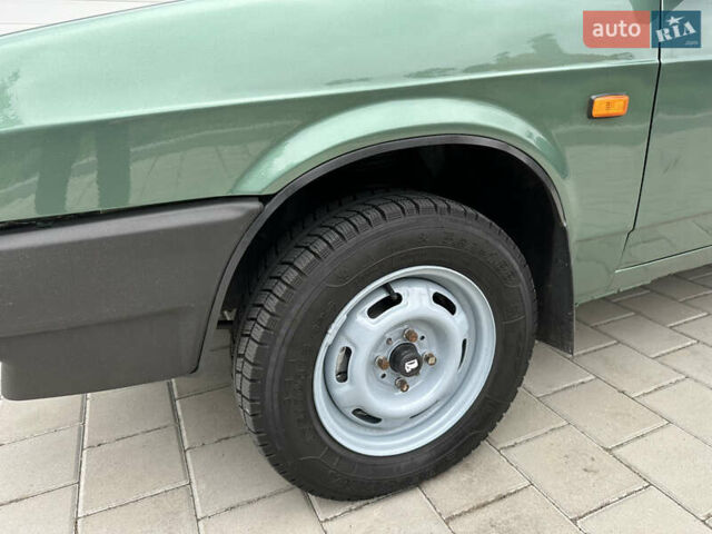 Зеленый ВАЗ 2109, объемом двигателя 1.6 л и пробегом 205 тыс. км за 2200 $, фото 15 на Automoto.ua