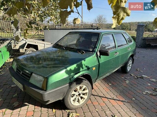 Зеленый ВАЗ 2109, объемом двигателя 1.5 л и пробегом 100 тыс. км за 1700 $, фото 3 на Automoto.ua