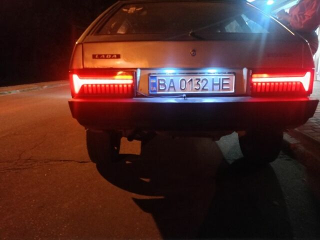 Зелений ВАЗ 2109, об'ємом двигуна 1.6 л та пробігом 300 тис. км за 1300 $, фото 1 на Automoto.ua