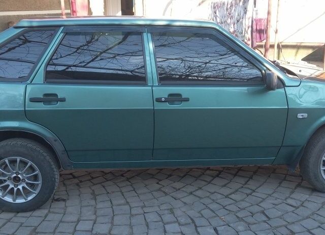Зеленый ВАЗ 2109, объемом двигателя 0 л и пробегом 159 тыс. км за 2000 $, фото 1 на Automoto.ua