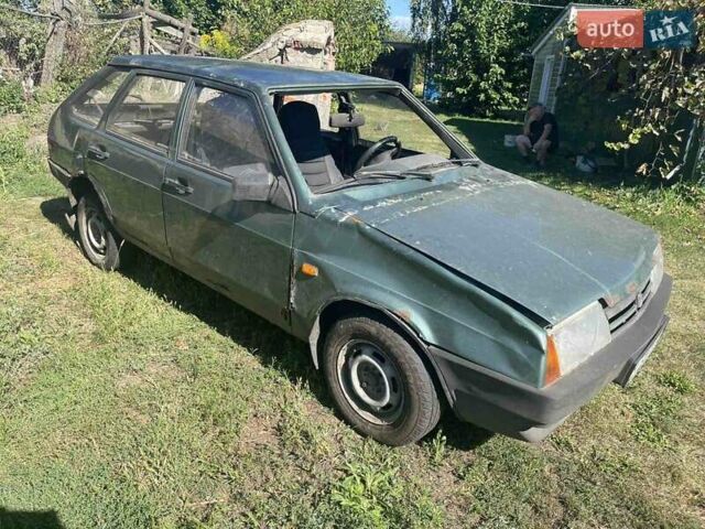 Зелений ВАЗ 2109, об'ємом двигуна 1.6 л та пробігом 273 тис. км за 650 $, фото 2 на Automoto.ua