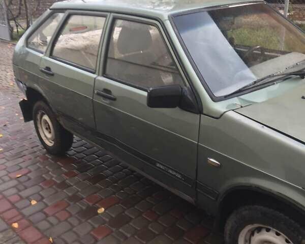 Зеленый ВАЗ 2109, объемом двигателя 1.6 л и пробегом 290 тыс. км за 750 $, фото 1 на Automoto.ua