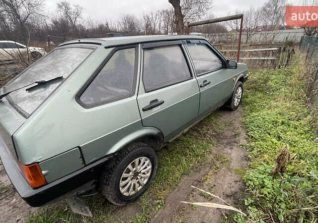 Зеленый ВАЗ 2109, объемом двигателя 1.6 л и пробегом 250 тыс. км за 1100 $, фото 1 на Automoto.ua