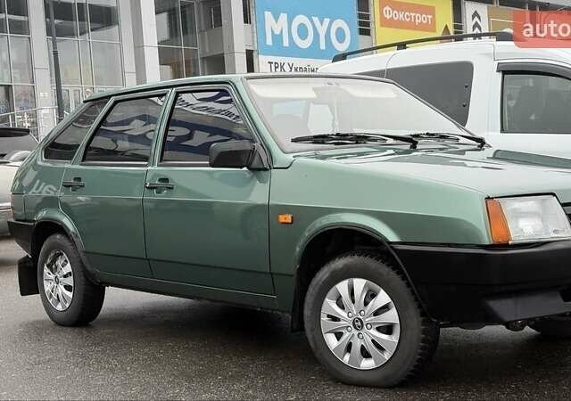 Зеленый ВАЗ 2109, объемом двигателя 1.6 л и пробегом 94 тыс. км за 4200 $, фото 2 на Automoto.ua