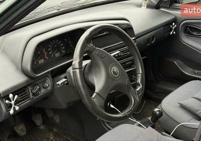 Зеленый ВАЗ 2109, объемом двигателя 1.6 л и пробегом 94 тыс. км за 4200 $, фото 7 на Automoto.ua