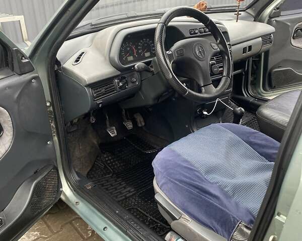 Зеленый ВАЗ 2109, объемом двигателя 1.6 л и пробегом 170 тыс. км за 2300 $, фото 13 на Automoto.ua