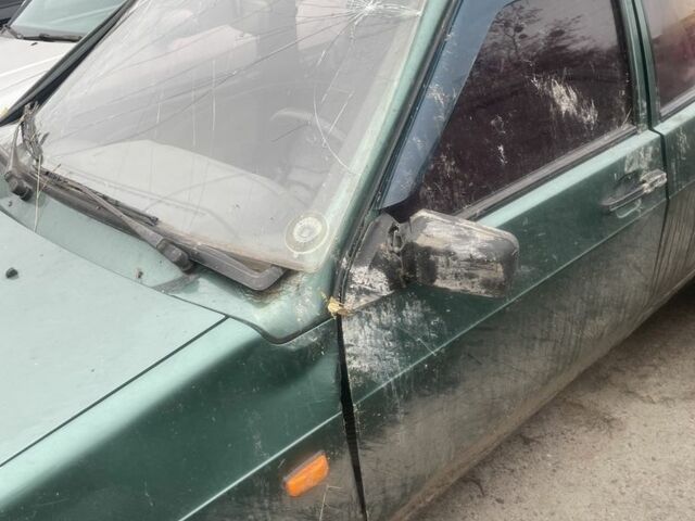 Зелений ВАЗ 2109, об'ємом двигуна 1.6 л та пробігом 269 тис. км за 571 $, фото 3 на Automoto.ua