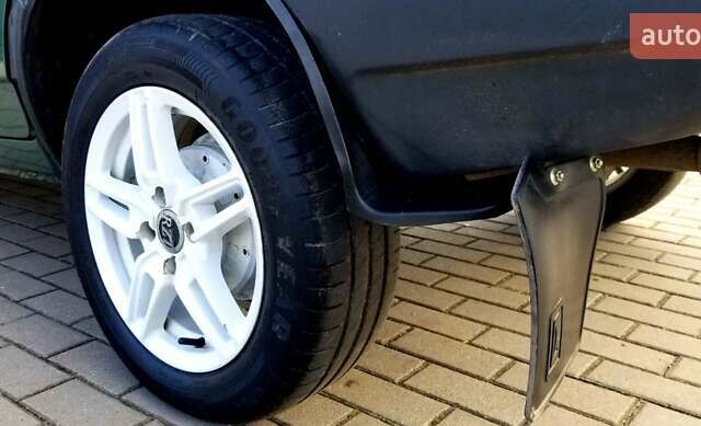 Зелений ВАЗ 2109, об'ємом двигуна 1.6 л та пробігом 115 тис. км за 2099 $, фото 16 на Automoto.ua