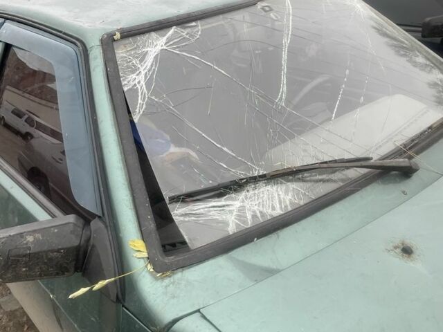 Зелений ВАЗ 2109, об'ємом двигуна 1.6 л та пробігом 269 тис. км за 571 $, фото 1 на Automoto.ua