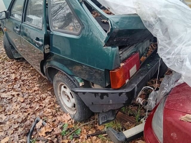 Зеленый ВАЗ 2109, объемом двигателя 0 л и пробегом 100 тыс. км за 2628 $, фото 2 на Automoto.ua